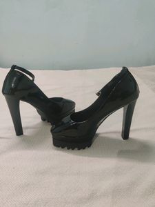 Front Square Platform Heels