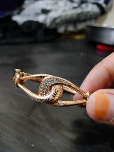 New One Piece Bangle/Kadga With Locking