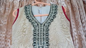 Beutiful Top For Girls