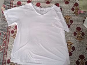 A Elegant V Neck White Colour Tshirt