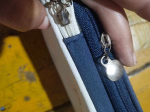 pinterest Cute White Pouch with sticky notes pad