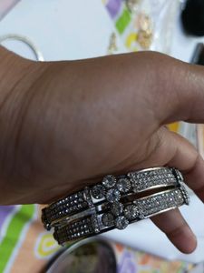 AD Bangle Set