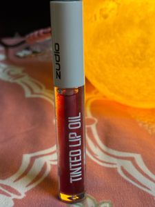 Zudio Tinted Lip Oil