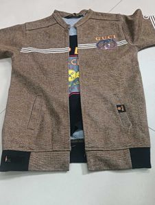 Tshirt with joint koti