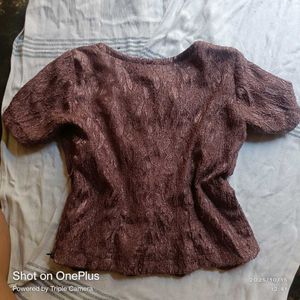 Brown tops