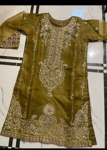 Pakistani Kurta Set