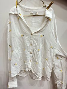 Harper white shirt with sunflower