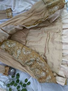 🌸 Elegant Ethnic Gown 🌸