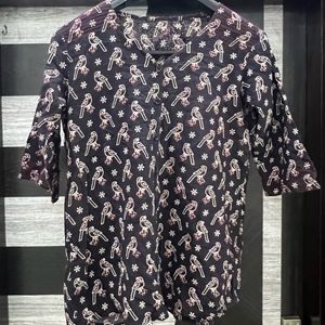 Cute Looking Top With Button