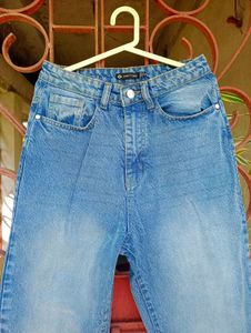 Women High Waist Washed Jeans