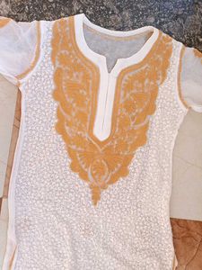 Beautiful White Colour Chicken Kari Kurta