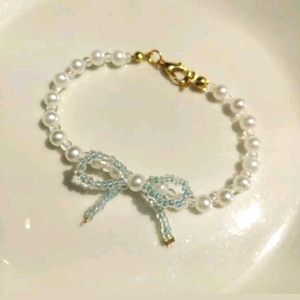 Pearl &amp; Bow Bracelet