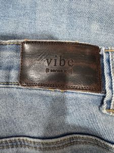 Stylish Light Wash Jeans