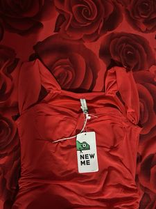 Red Sweetheart Neckline Maxi Dress