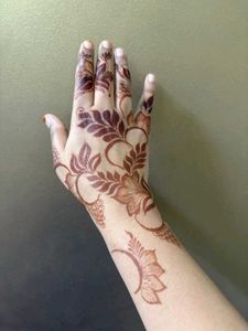 Gleam &amp; Grace Henna Cones
