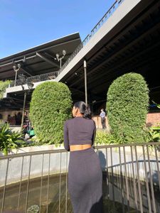 Chic Black Cutout Midi Dress