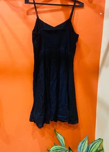 BLACK DRESS FOR PARTY