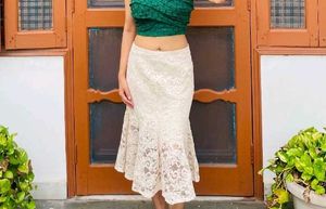 Lace Skirt - Elegant &amp; Stylish