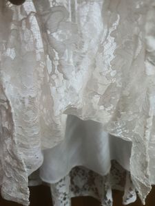 ✨️✨️Price DROP✨️✨️White Lace Top