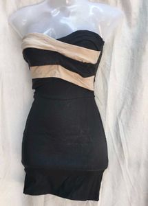 1681. Chic Black Bodycon Mini Dress