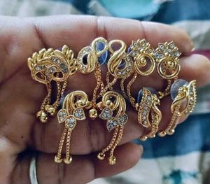 EARRINGS ( 5 PAIR OF COMBO)