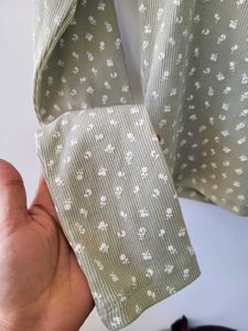 H&amp;M Sage Green Floral Top / Size- S