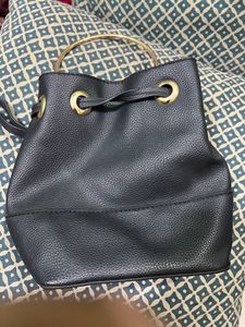 DressBerry Black Bucket Handbag With Small Wallet