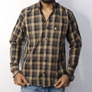 Men’s Check Shirt New With Tag L