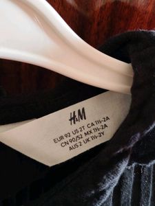 Black H&amp;M T Shirt For Babies