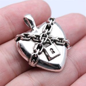 Gothic Heart Lock Pendant Necklace
