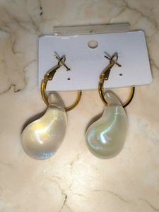 TRANSPARENT SHINY EARRINGS
