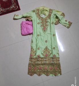 New Pakisthani Suit Set