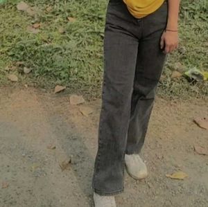 Branded Jeans Baggy