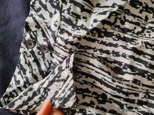Formal Shirt - New - Bust 40 -L
