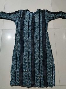 Women Daily Wear Tops .