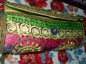 Beautiful Clutch Gives Old Vibes