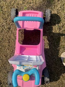 Hamley Tiny Towm Ride On