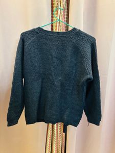 Navy Blue Knit Pullover Sweater
