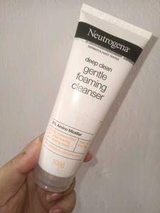 Neutrogena Deep Clean Cleanser