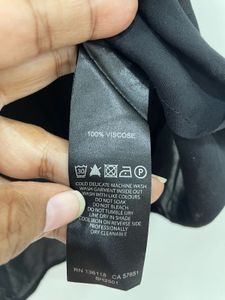 ⚡️Bollywood-Ready Bling!🌟ForeverNew Gold Stud Top