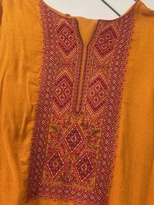 Gold Embroidered Kurti