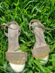 Elegant Gold Heels (Offer For 2days)