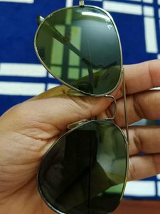 Ray-Ban Aviator Sunglasses