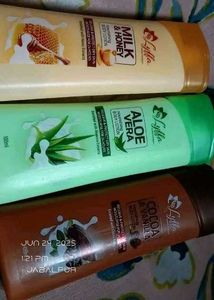 Lyffa Nourishing Body Lotion Set