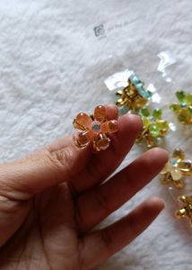 Petal Pop Clips