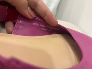 “Max” Solid Slingback Sandals (almost 🆕)