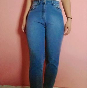 Slim Fit High Rise Ankle Length Jeans