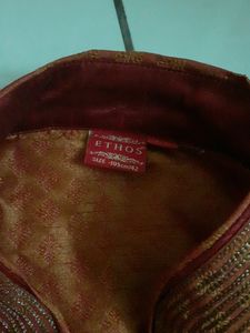 Ethnic Wear With Pant And Sleevless Coat