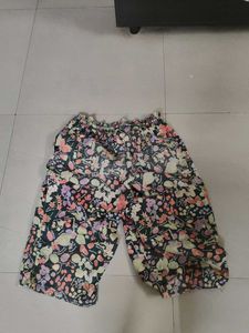 3/4 Cotton Floral Capri Women