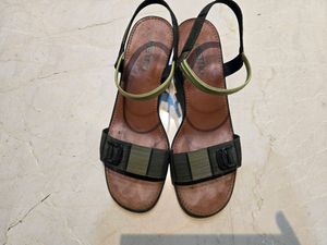 Green Sandle- Metro, Size 37